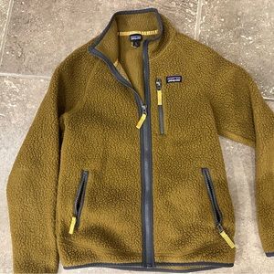 Boys Patagonia Fleece Zip-up - Large (12)